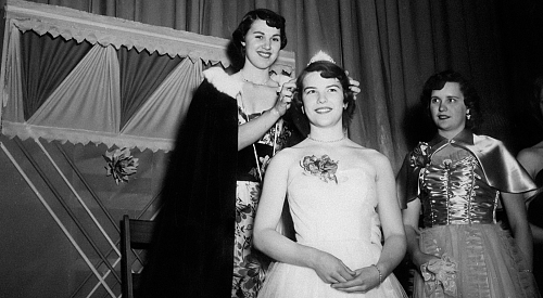 Kelowna venue hosting Seniors Prom aimed at making memories, battling isolation
